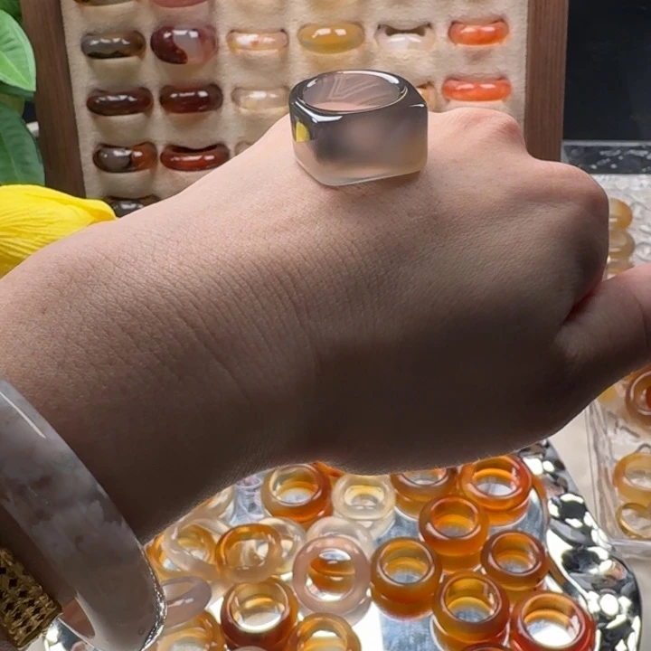 ****子玛瑙/玉髓未镶嵌戒指