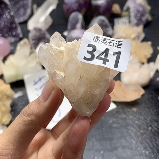 未镶嵌水晶大型摆件（非配饰）