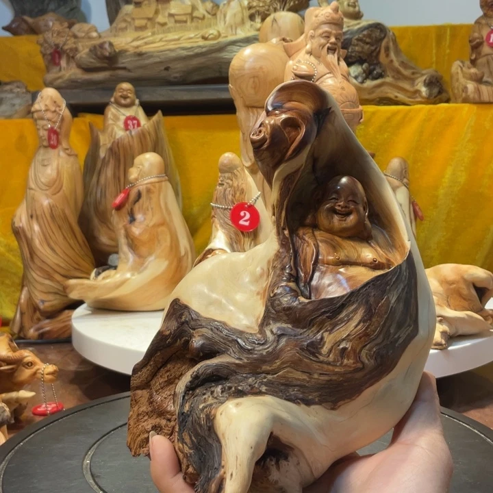 柏木（崖柏）独****，崖柏  弥勒