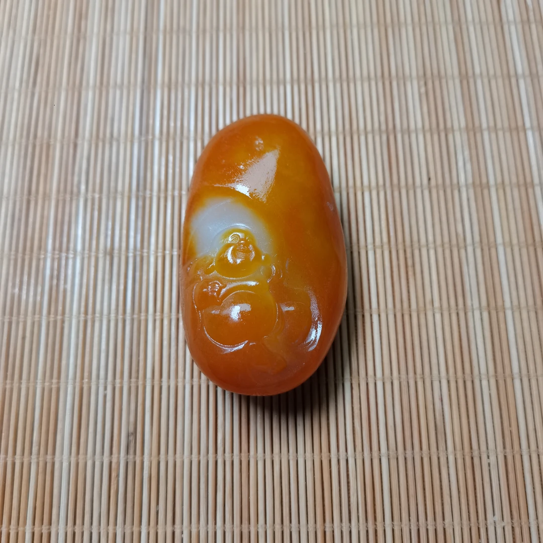 新疆和田玉弥勒佛80克