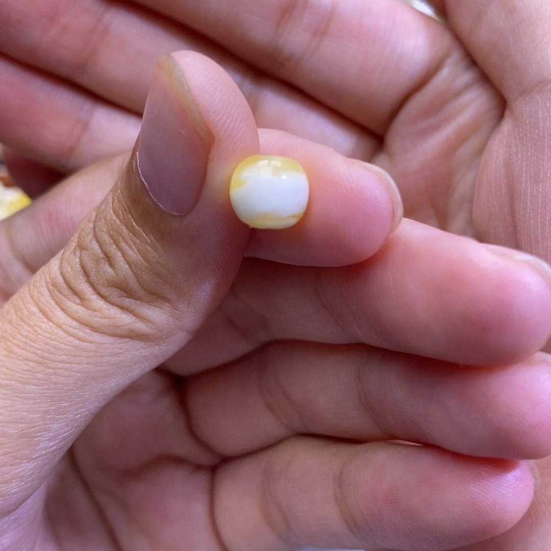未镶嵌琥珀珠宝奇石午***志