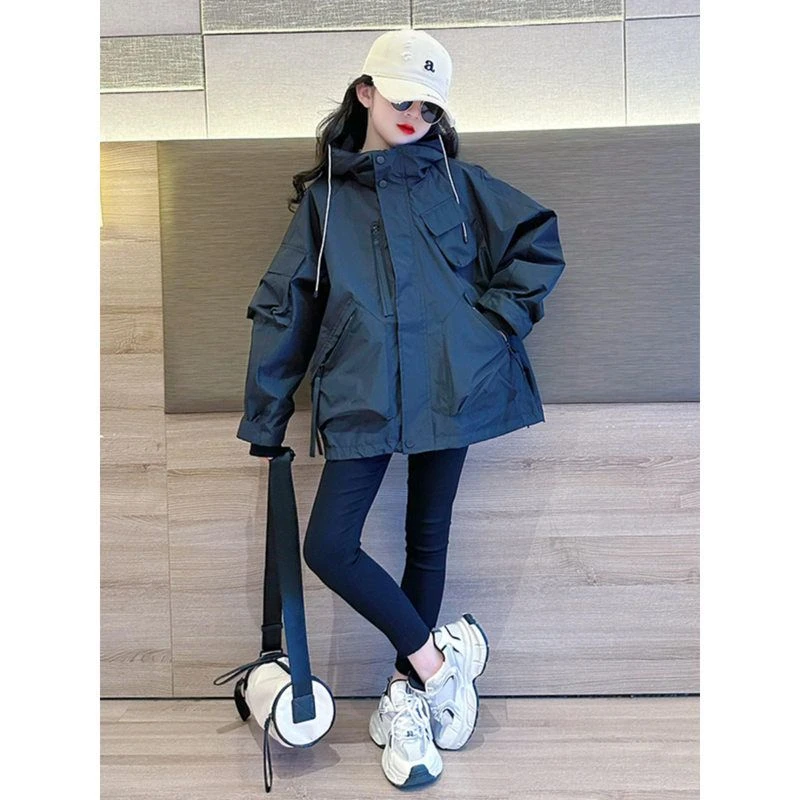 男女童外套春秋季2025新款时髦洋气儿童秋装中大童户外炸街冲锋