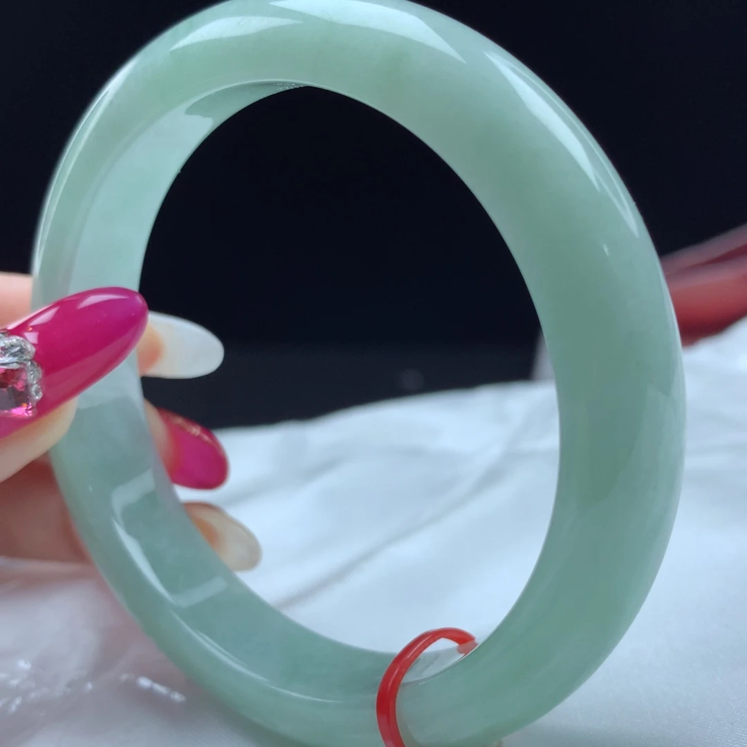 未镶嵌手镯翡翠89203，