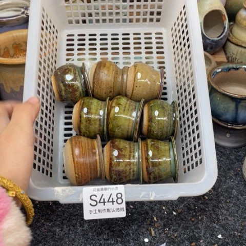 紫砂花盆微瑕448口3厘米左右