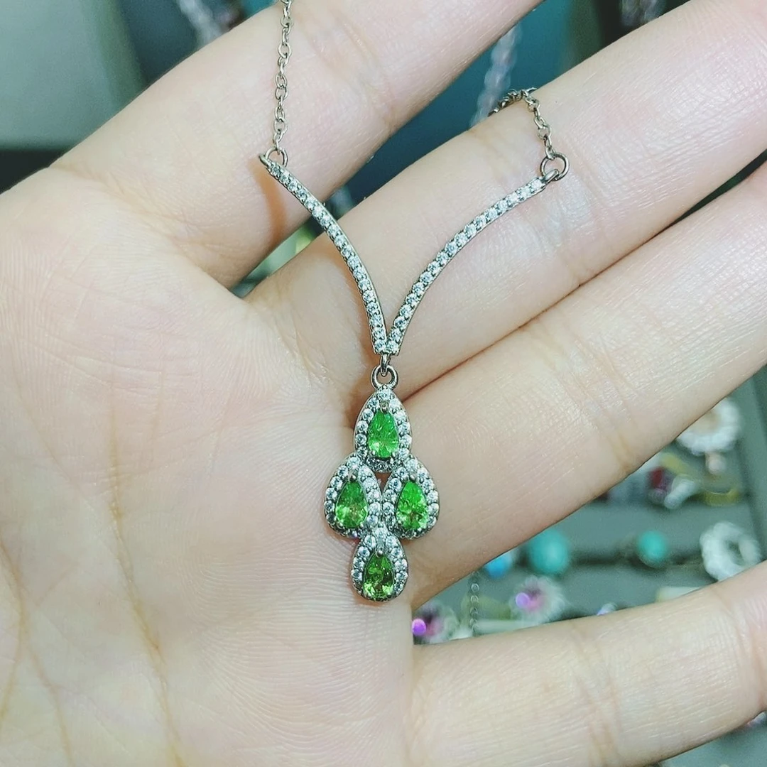 【闪购商品】项链银S925镶嵌石榴石
