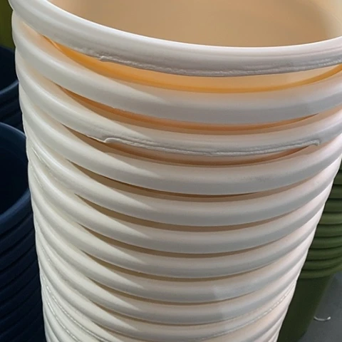 树脂四季8号米黄无托4个缺口盆