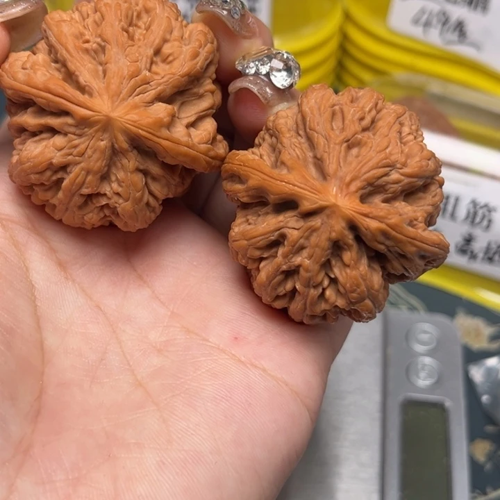 吊坠桃核44-31217-02