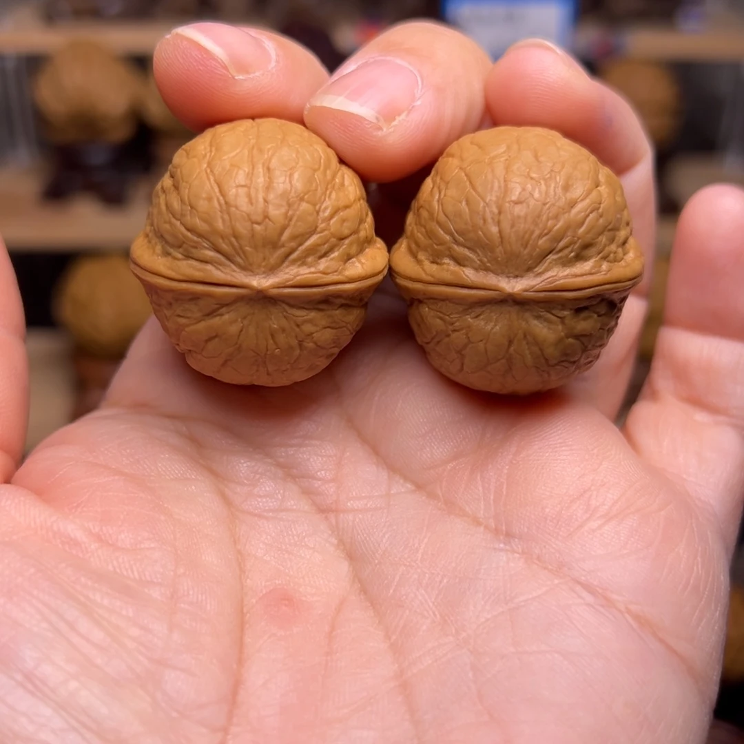 文玩核桃把件27w皮皮球31尺