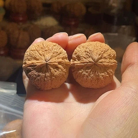 文玩核桃把件大老粗异形36+