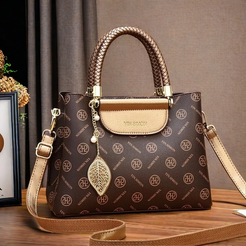 母亲节礼物送婆婆的见面礼妈妈丈母娘生日实用高级感中年高档包包