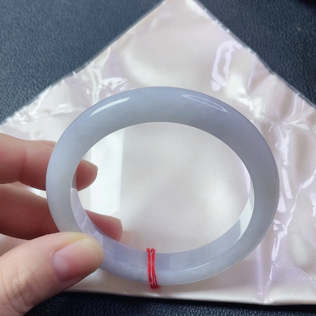 小****翡翠未镶嵌手镯天然