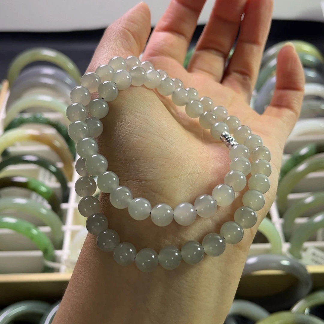 和田玉未镶嵌项链