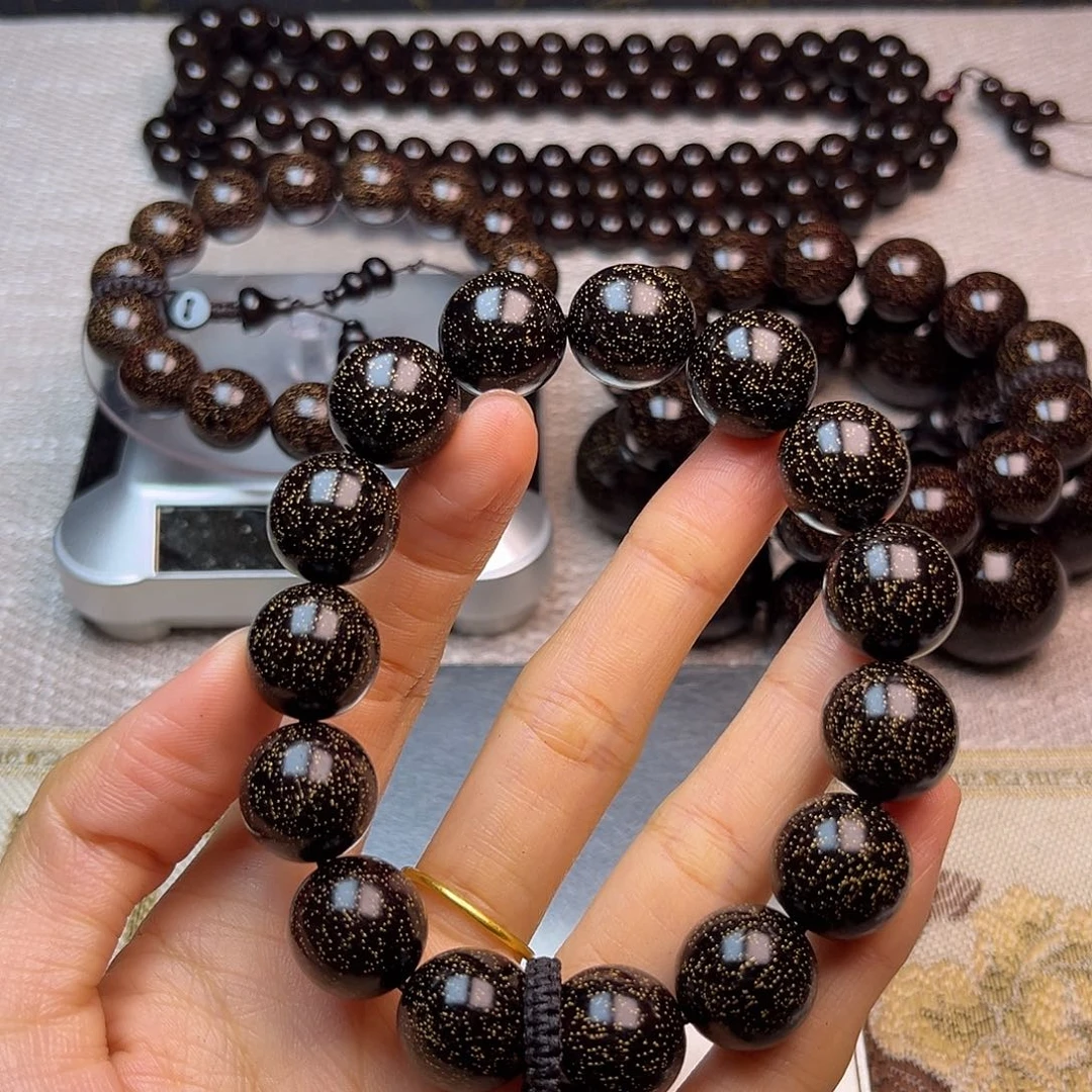 苏***野檀香紫檀（小叶紫檀）1.5 15爆星