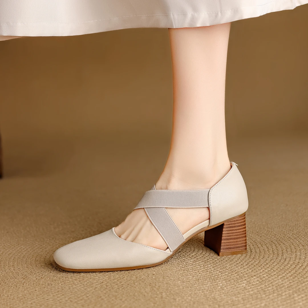 包头时装凉鞋女夏2025新款交叉绑带粗跟法式百搭配裙子气质高跟鞋