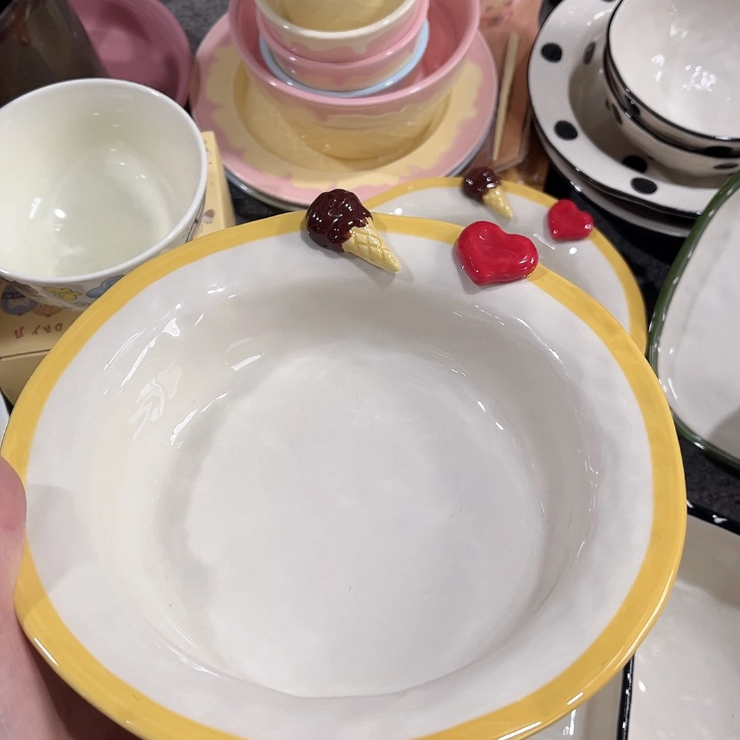 爱心盘子8寸微微瑕陶瓷餐具