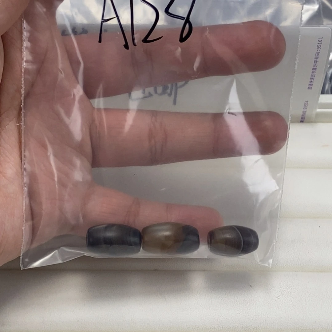 合金颈饰玛瑙/玉髓?***变