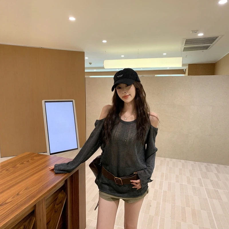 韩版露肩镂空长袖T恤女夏季新款灰色针织衫百搭罩衫简约圆领上衣