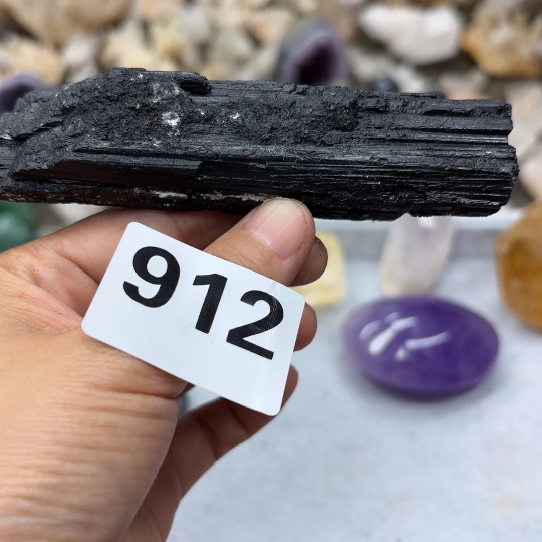 未镶嵌水晶大型摆件（非配饰）