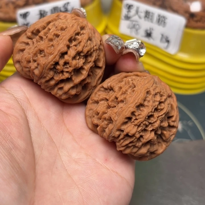 文玩核桃吊坠45-31626-02
