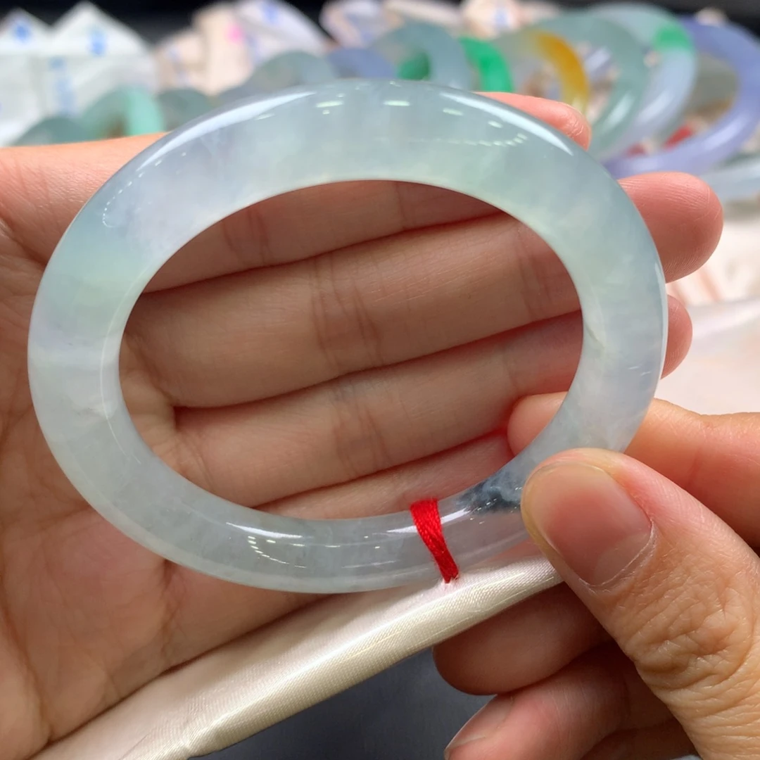 翡翠未镶嵌手镯小圈开播漏