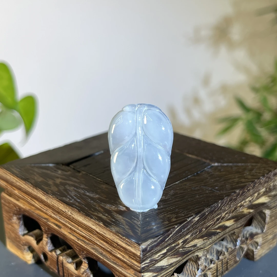 JTB05-204 天然缅甸翡翠A货 金枝玉叶