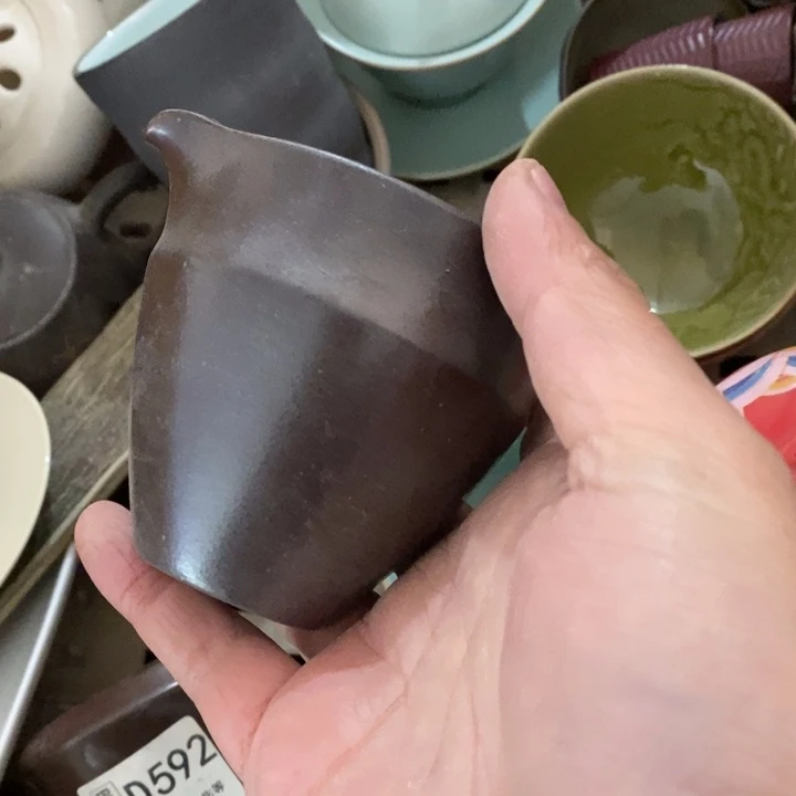 陶瓷艺术品及陶瓷壶