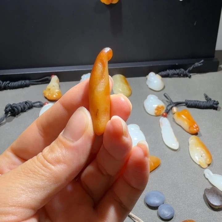 和田玉未镶嵌颈饰4****6