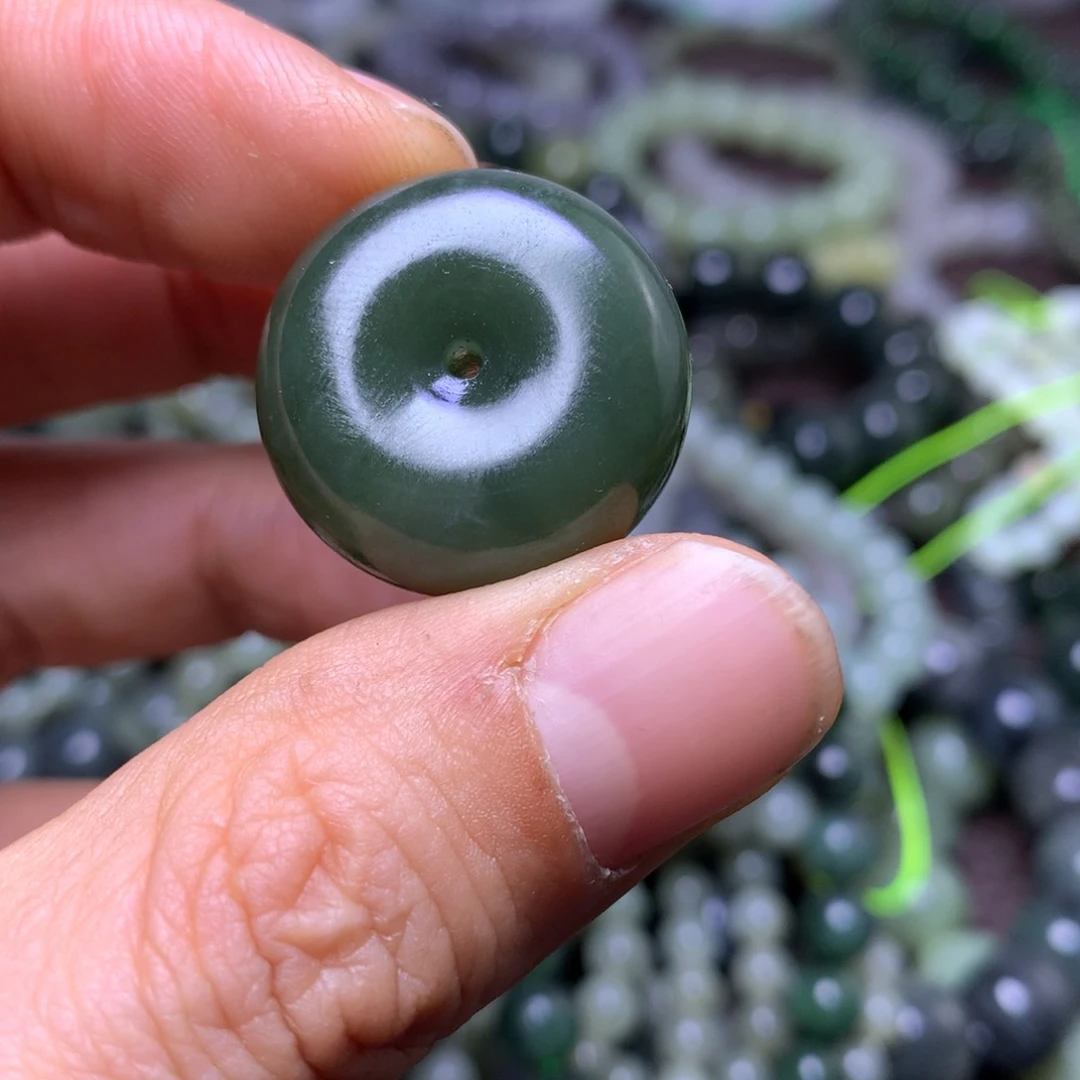 未镶嵌手串和田玉