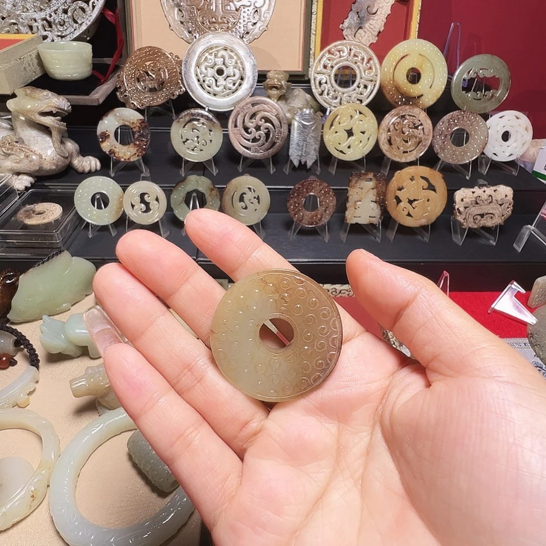 和田玉未镶嵌挂件