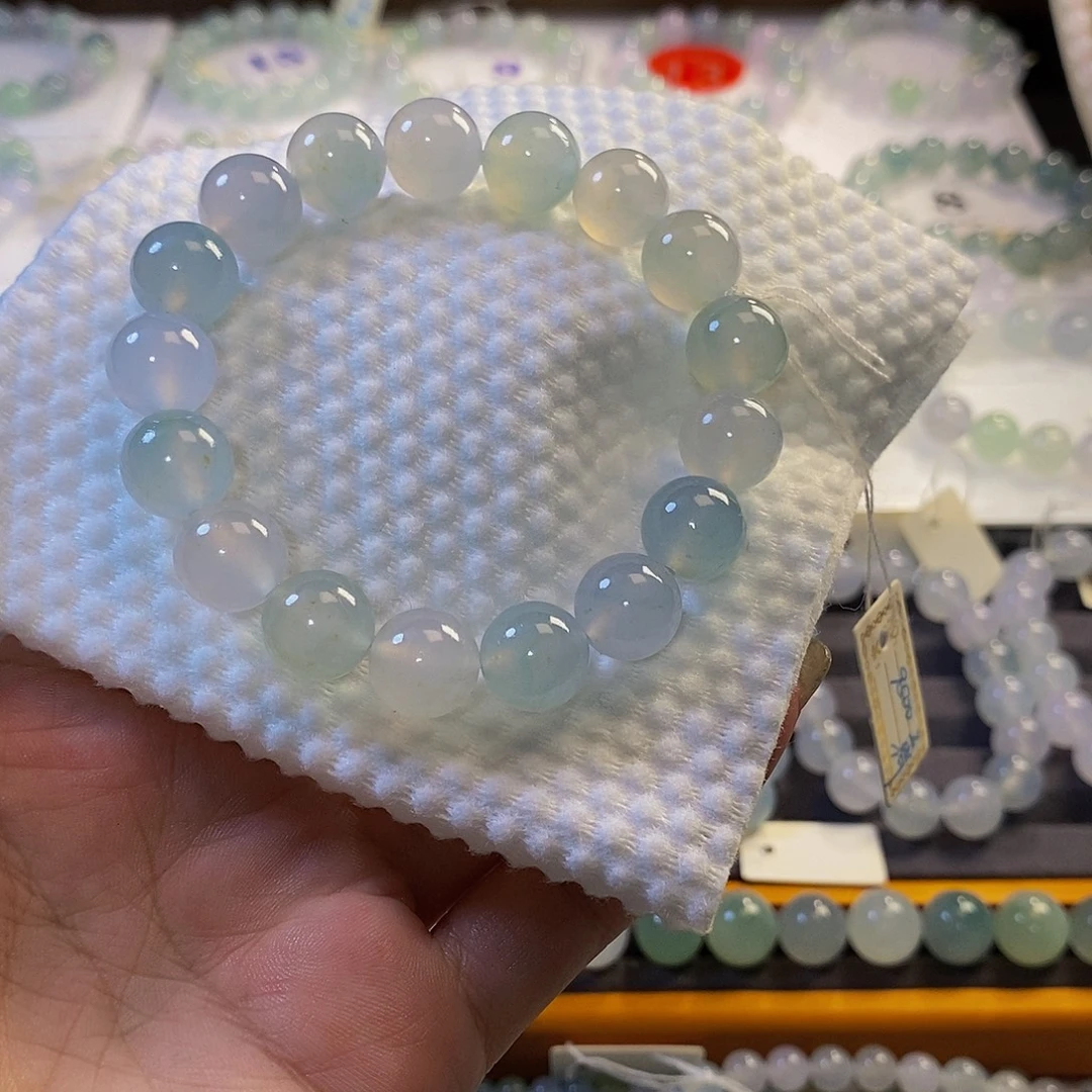 定制翡翠未镶嵌翡翠.