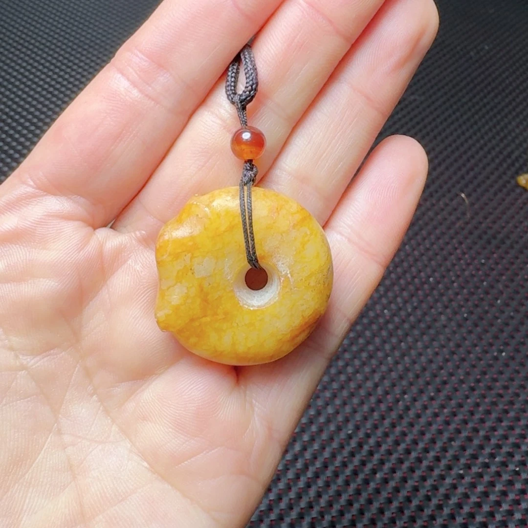 和田玉挂件未镶嵌广**圣