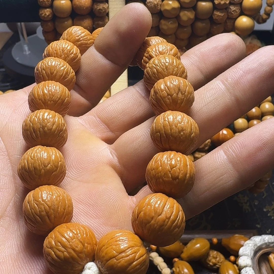 猴头核桃手串猴头