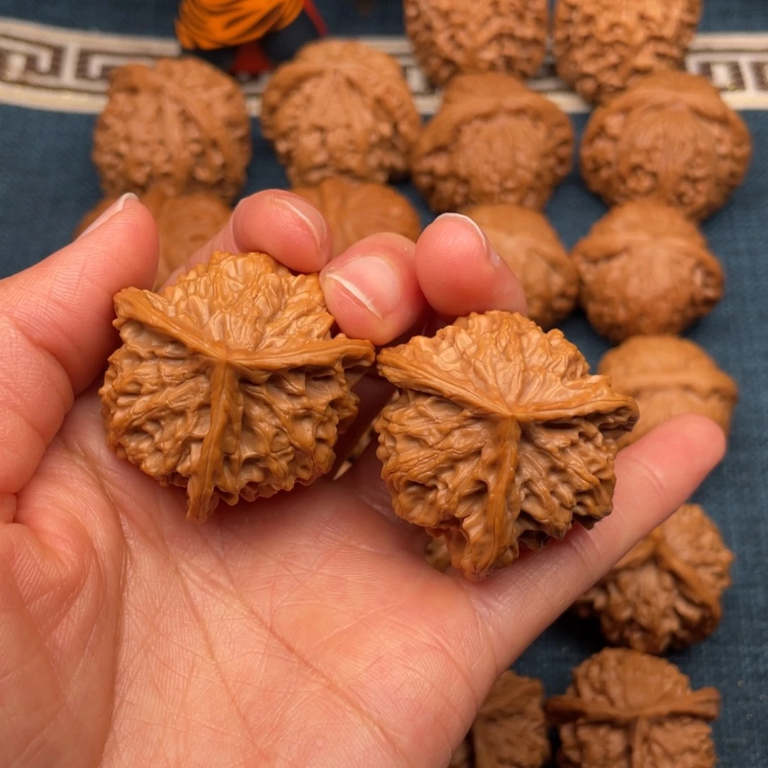 文玩核桃把件40全品矮桩正奔