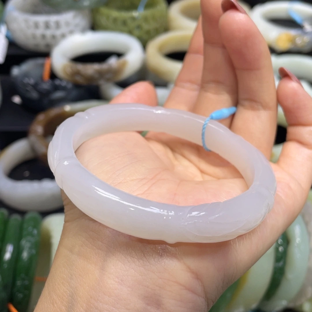 和田玉手镯未镶嵌22