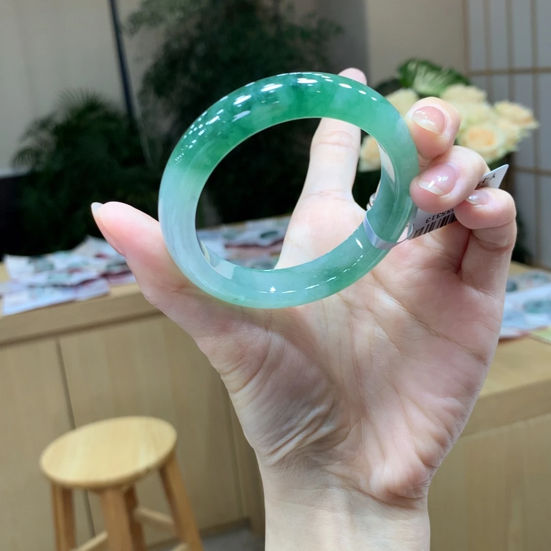 未镶嵌手镯翡翠不退不换