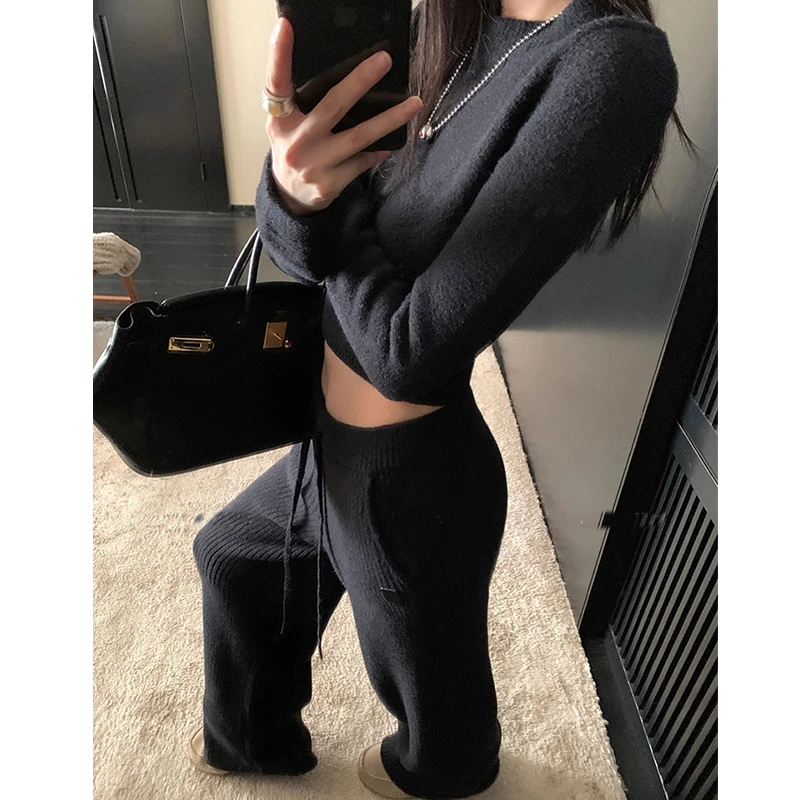 TWOMILLION圆领针织衫女修身显瘦长袖短款上衣/针织裤子套装