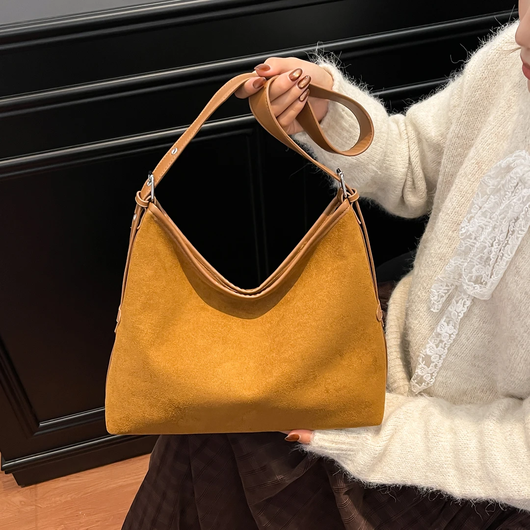 秋冬美拉德女单肩斜挎大容量腋下百搭时尚托特包饺子包洋气休闲