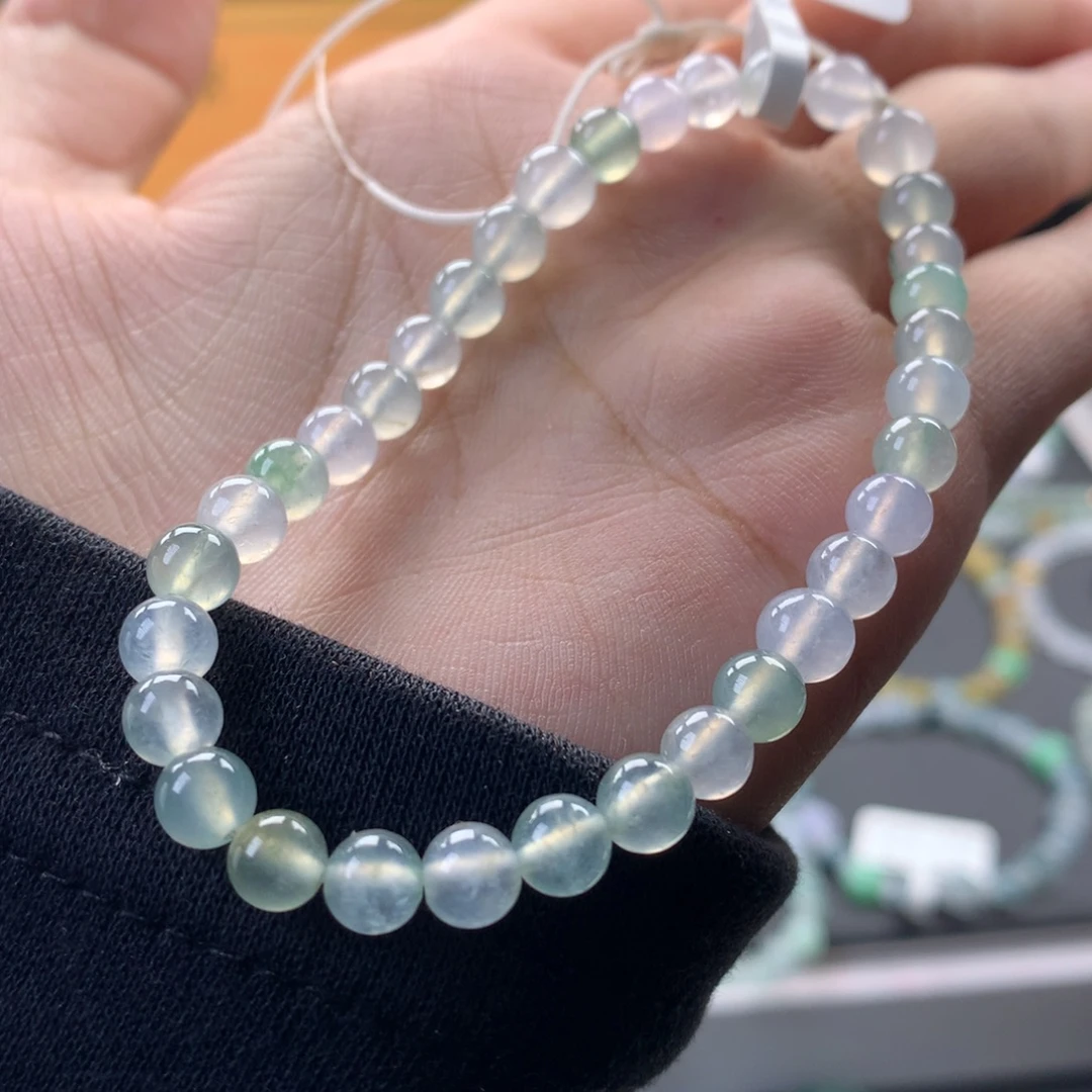 翡翠未镶嵌手链卡5.5