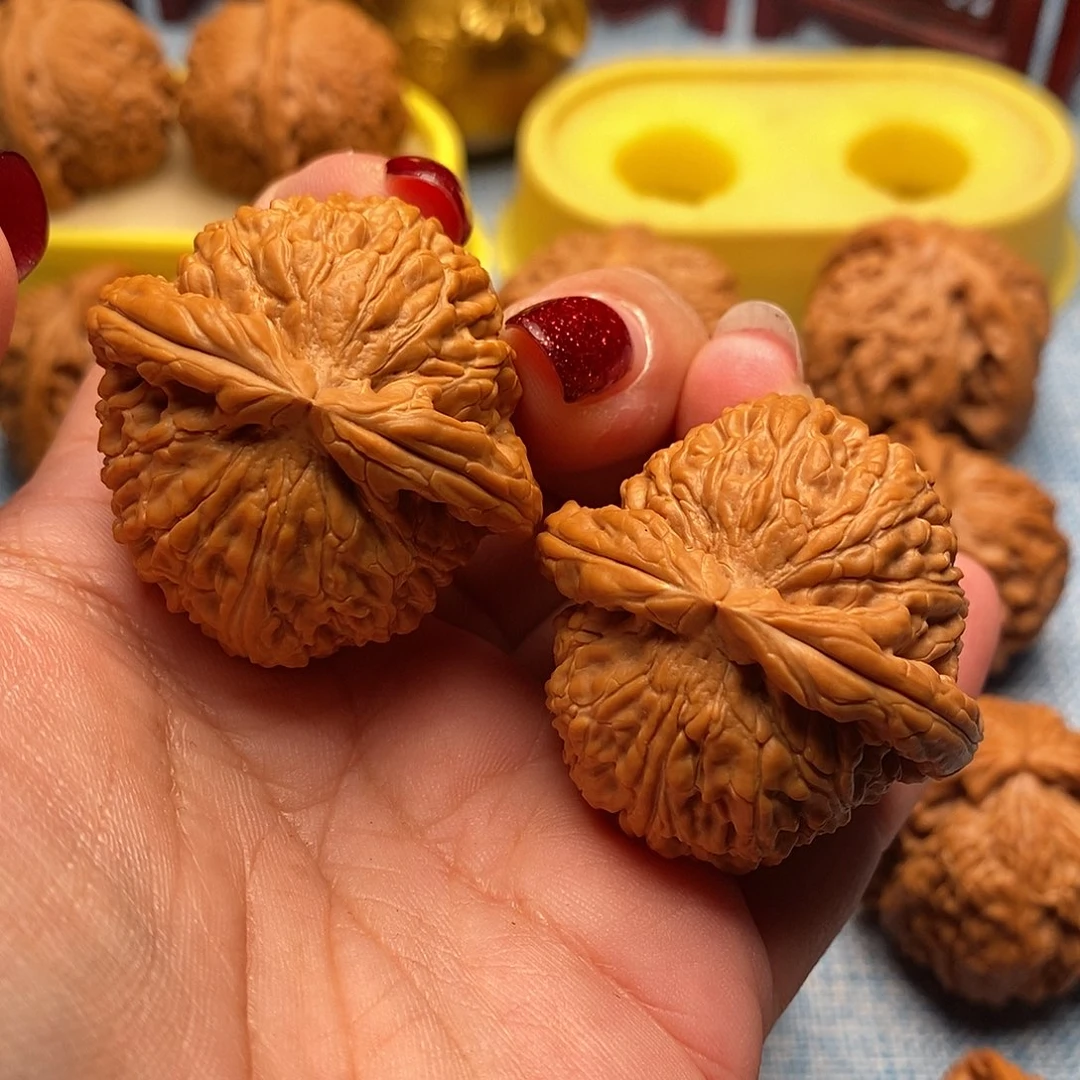 天***8文玩核桃把件毕业白狮子40+全品