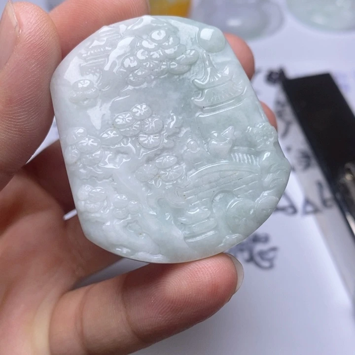 颈饰未镶嵌翡翠翡翠