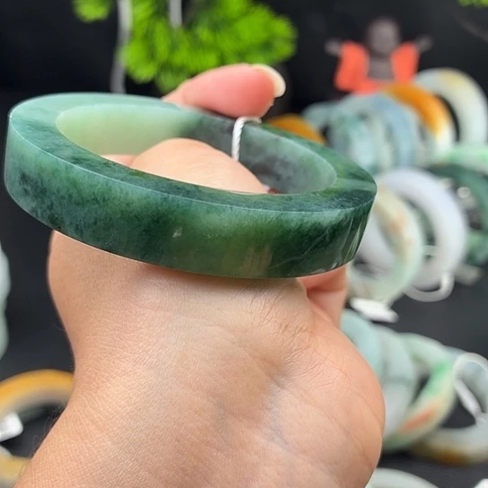 定制翡翠翡翠手镯未镶嵌