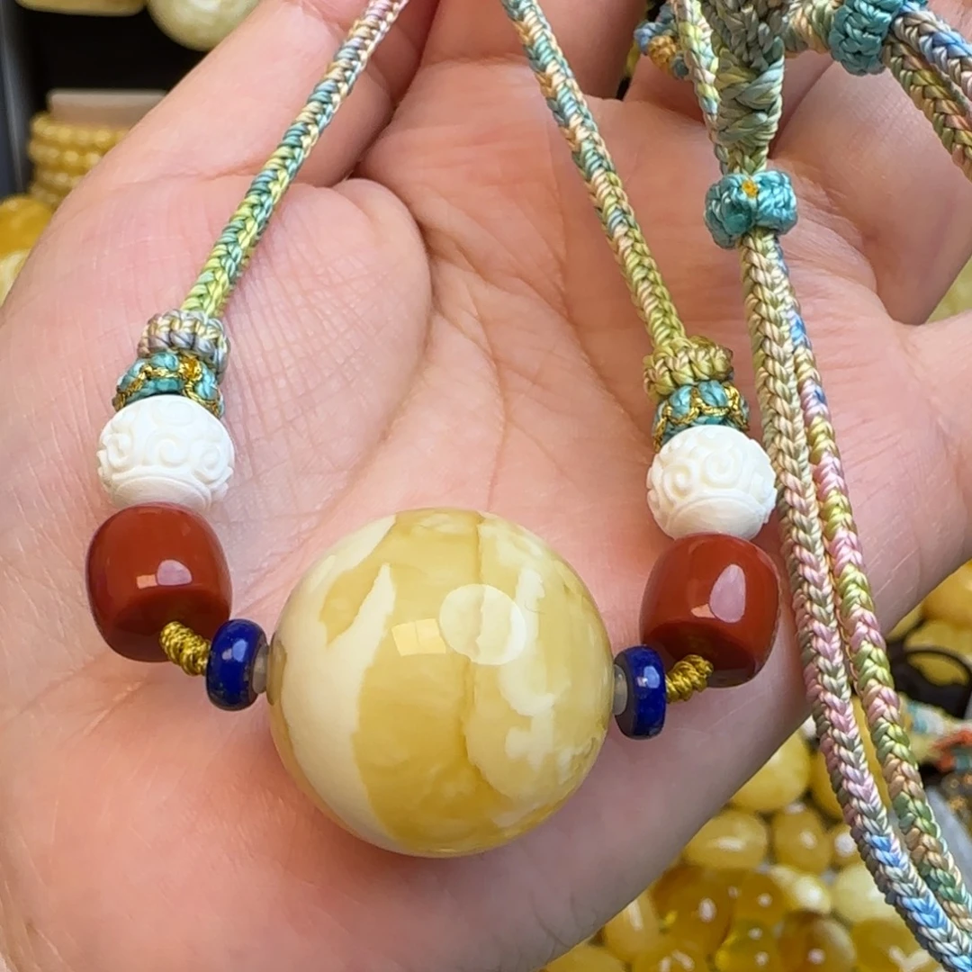 琥珀未镶嵌套链天然俄料瓷白妖花蜜蜡圆珠锁骨