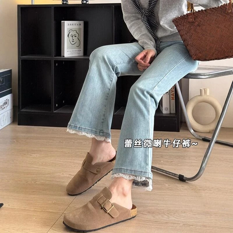 FAVMARTHA复古蕾丝边微喇牛仔裤女2025夏季薄款梨型身材大码显瘦