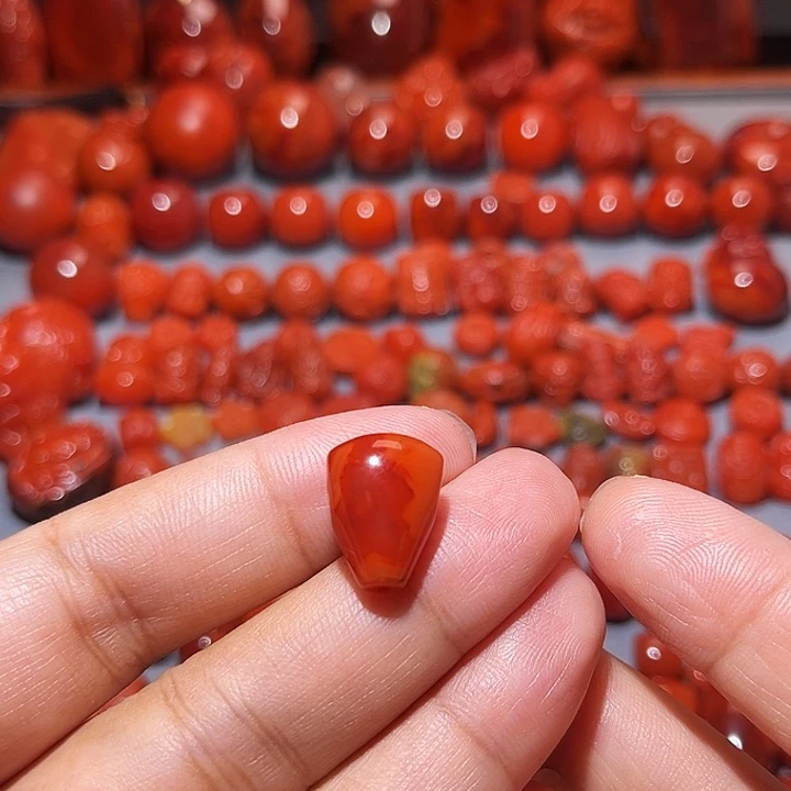 南红玛瑙未镶嵌配饰火焰纹三通11.8mm
