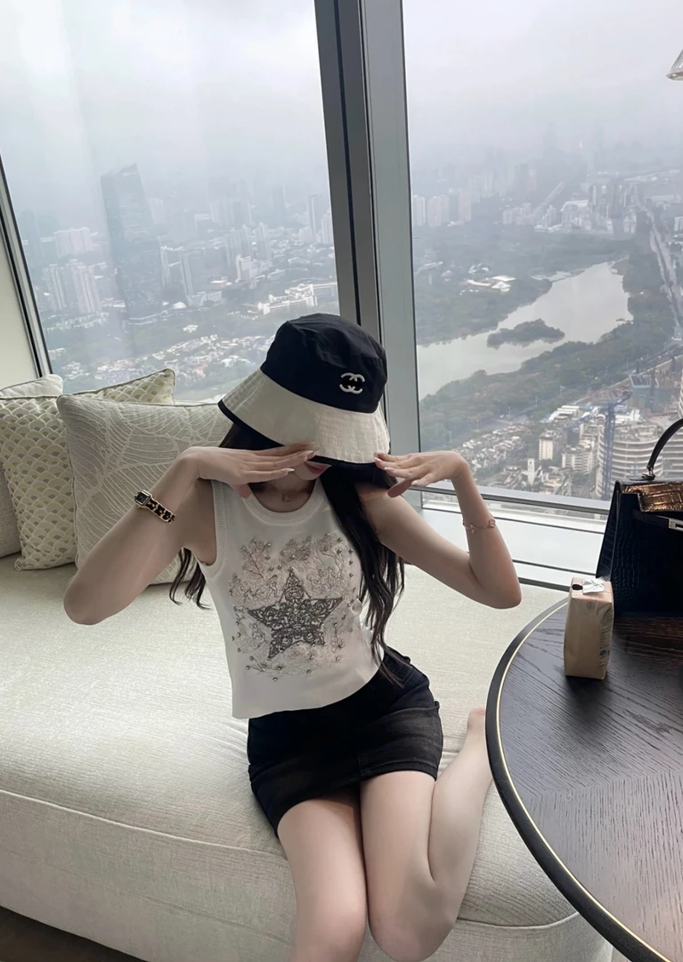 新款高端定制女装春夏款 （七七宝藏店）