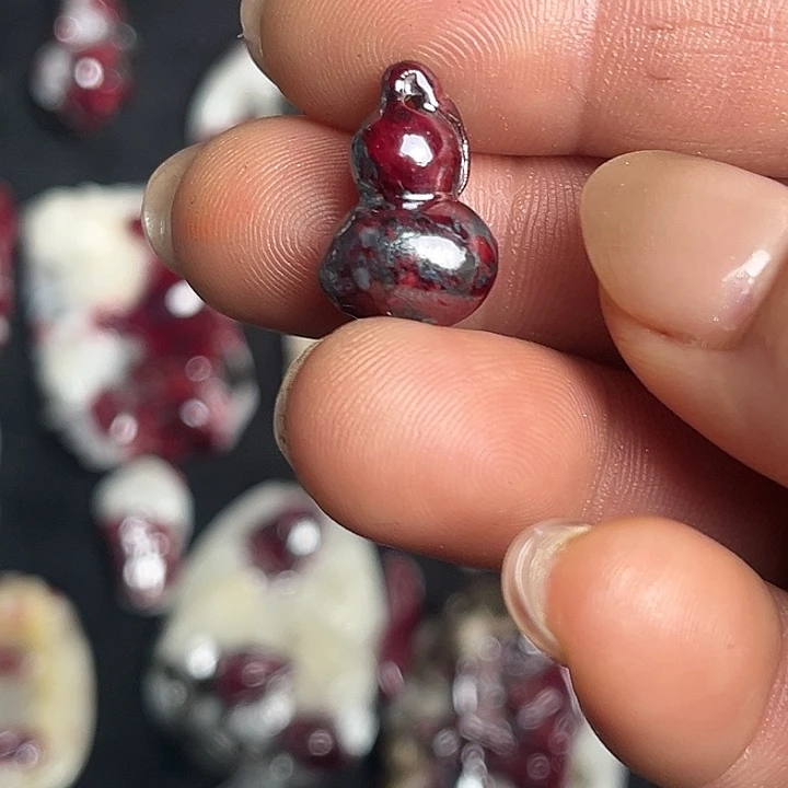 朱砂原石男女护身符