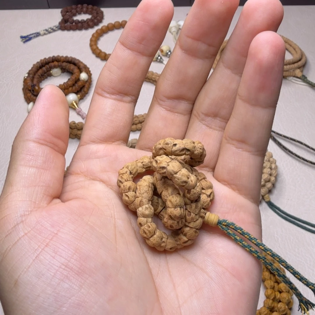 吊坠柏香籽/百香籽大肠手持