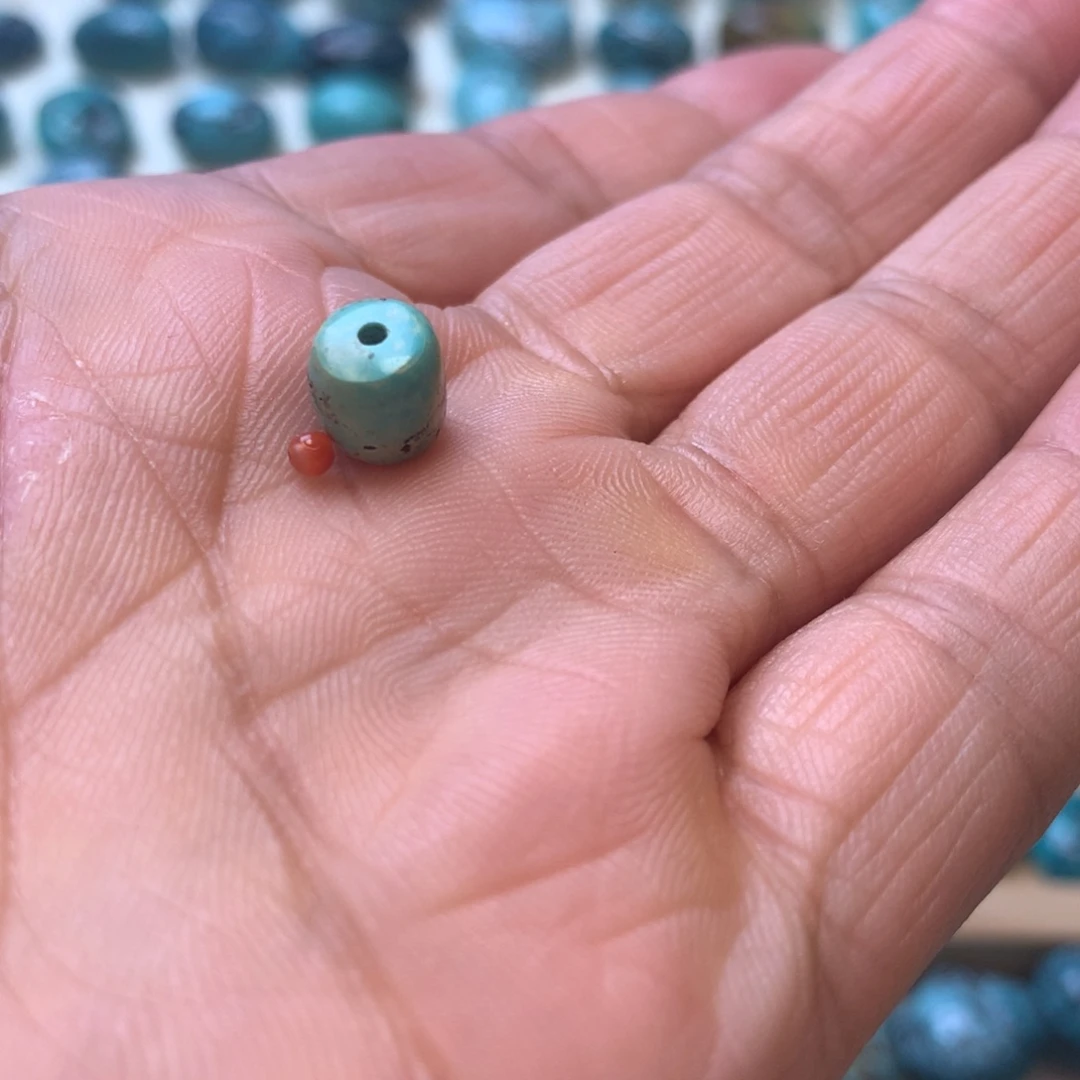 南红玛瑙未镶嵌珠宝奇石