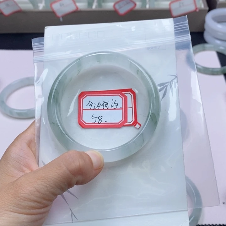 今***❀未镶嵌手镯石英质玉