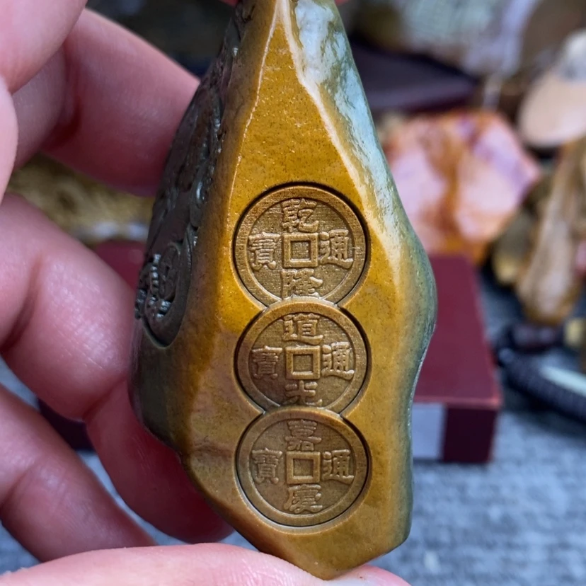 【闪购商品】原石雕刻手把件